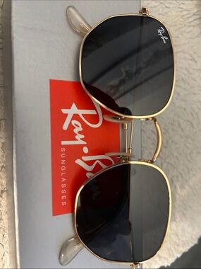 Ray-Ban Gold Frame Black Lens Sunglasses - Square Aviator